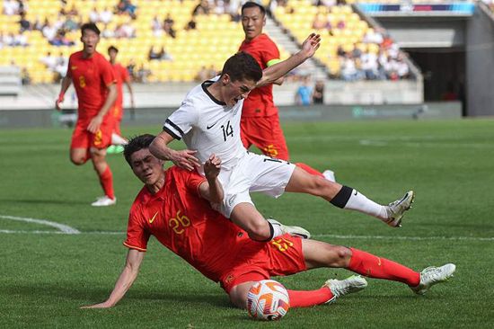 看到五叔五婶的遭遇，杨若晴越发觉得自家这好日子，真是来之不易。